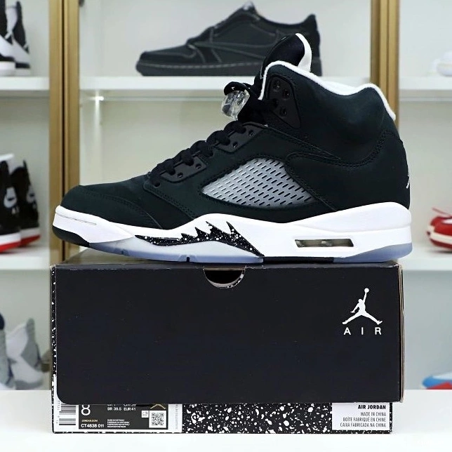 RETRO AIR 5 'OREO' 2021 JORDAN 0814